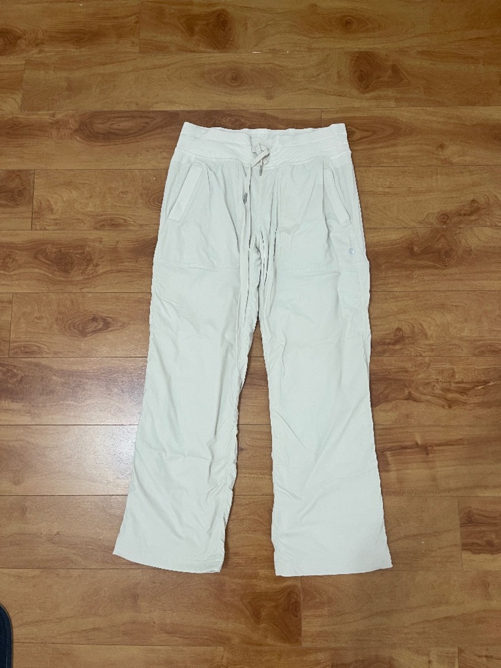 Lululemon Women Wide Leg Pants Sz 8 New w/o Tags
